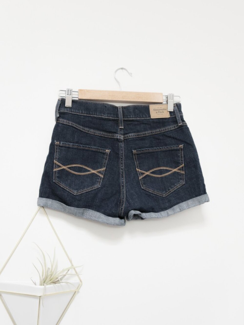 ABERCROMBIE 🌌 Dark Blue Wash High Rise Denim Shorts, Rolled Cuff Casual Summer